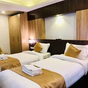 3* Hotel The Milestone